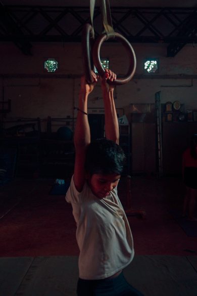 Mallakhamb — photograph 10 by Majlend Bramo.