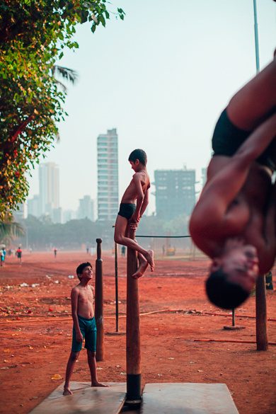 Mallakhamb — photograph 13 by Majlend Bramo.